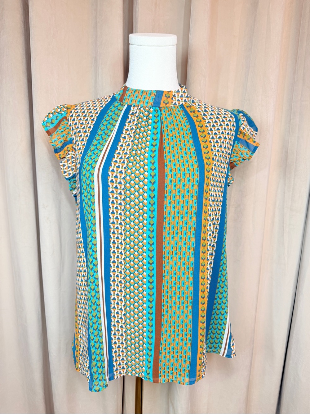 Cap-Sleeve Mock Neck Blouse in Teal Multi